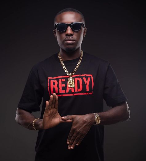 He’s back like he never left! AMG Bizness head honcho, Criss Waddle has ended his long hiatus from producing bangers with yet another big tune dubbed, ‘Take Me Back’. He makes up for all the years he’s been silent with a Stonebwoy feature on this lover’s jam which comes with dope visuals, and guess what, […] Head Honcho, Take Me Back, Latest Albums, Kinds Of Music, Wonderful Words, Me Me Me Song, New Music, Jam, Music Videos