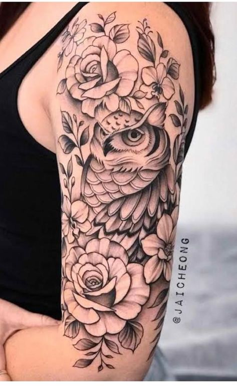 Owl Thigh Tattoos, Owl Tattoo Sleeve, Shoulder Sleeve Tattoos, Cool Shoulder Tattoos, Tattoos For Women Half Sleeve, Theme Tattoo, Upper Arm Tattoos, Floral Tattoo Sleeve, Forearm Tattoo Women