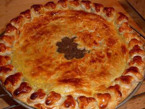 EpiCurious Generations: Tourtière du Québec (French Canadian Meat Pie) Tourtiere Recipe Quebec, Tortiere Recipe, French Canadian Meat Pie Recipe, Tourtiere Recipe, Canadian Meat Pie Recipe, Canadian Meat Pie, French Meat Pie, Canadian Recipes, Canadian Dishes