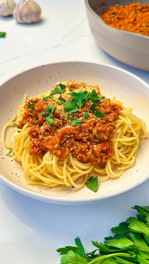 High Protein Vegan Bolognese - That Vegan Babe Pasta Toppings, Carrot And Lentil Soup, Protein Vegetarian, Vegan Bolognese, Vegan Lentil Soup, Tomato Puree, Bolognese Recipe, Pasta Night, High Protein Vegan