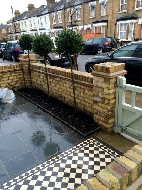 Victorian Terrace Front Garden, Front Garden Path, Victorian Front Garden, Terrace House Exterior, Front Path, Small Front Gardens, Victorian Terrace House, Front Gardens, Garden Tiles