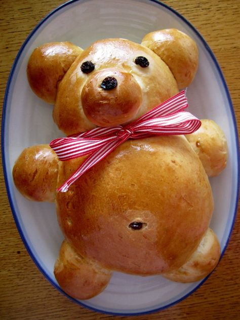 friday feast: a miracle of flour, yeast, and metaphor – Jama's Alphabet Soup Teddy Bear Bread, Animal Bread, Bear Bread, Fondant Teddy Bear, Bear Cake Topper, Teddy Bear Cakes, Food Shapes, Bread Art, Challah Bread