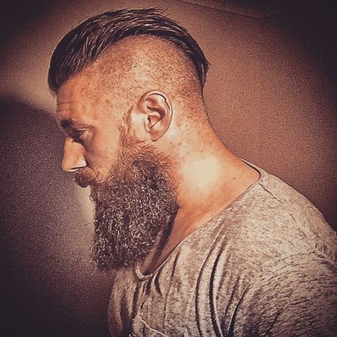 The Beard & The Beautiful -0060 Male Haircuts, Ducktail Beard, Short Hair With Beard, Beard And Mustache Styles, Mohawk Styles, Mens Hairstyles With Beard, Beard Envy, Beard Haircut, Beard Game