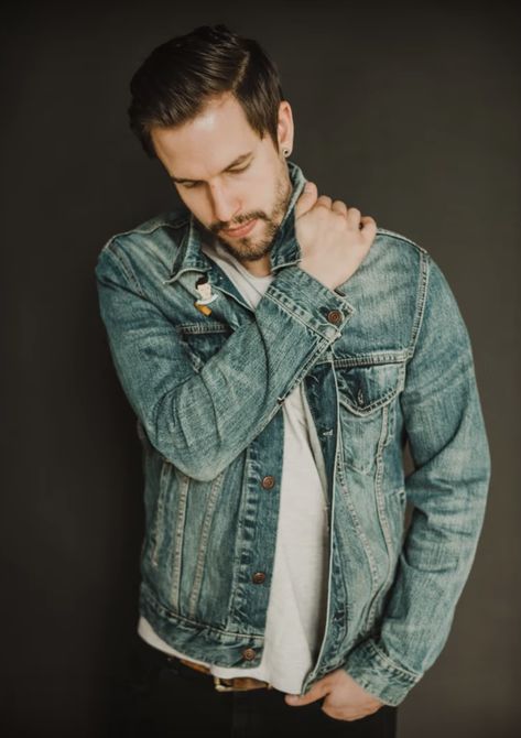 Pose - Hand on shoulder Hand On Shoulder Pose, Hand On Shoulder, Shoulder Pose, Photography Inspo, Male Model, Denim Button Up, Button Up Shirts, Denim Jacket, Branding