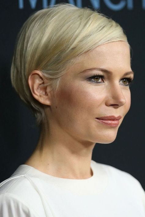 Balayage Pixie, Michelle Williams Hair, Kort Bob, Color Balayage, Prom Hairstyles For Short Hair, Michelle Williams, Bob Hair, Short Blonde, Short Blonde Hair