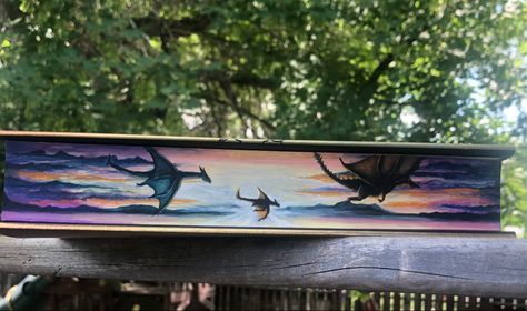 Fourth Wing Painting, Foredge Painting, Painted Book Edges, Book Wings, Book Edge Painting, Fourth Wing Fan Art, Fore Edge Painting, Book Rebinding, Book Edges