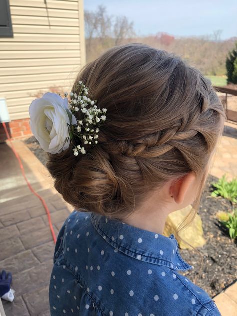 Flower Girl Wedding Hair Toddler, Flower Girl Hairstyles Long Hair, Flower Girl Short Hairstyles, Girls Up Do Hairstyles, Flower Girl Hairstyles With Braids, Flower Girl Hairstyles Toddler Short, Flower Girl Hairstyles Short Hair, 1st Communion Hairstyles, Flower Girl Hair Updo