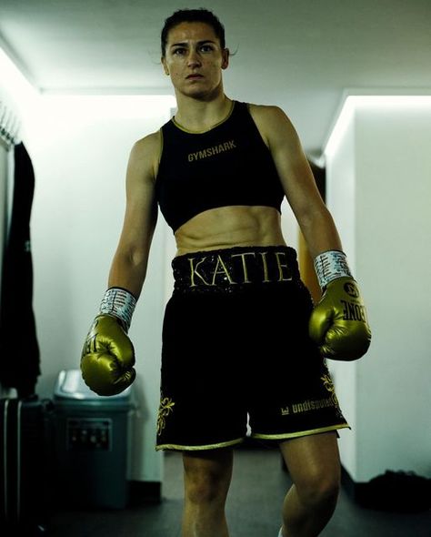 Katie Taylor Boxer, Boxing Outfit, Boxer Aesthetic, Muscular Female, Bodybuilding Humor, Female Boxing, Katie Taylor, Boxing Clothes, Male Vs Female