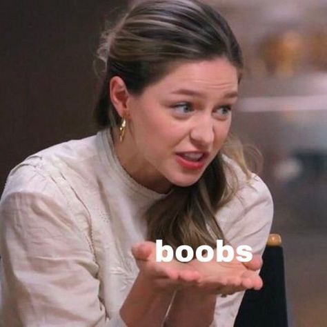 Queer Humor, Lesbian Humor, Want A Girlfriend, Lgbt Humor, Melissa Supergirl, Gay Humor, Girlfriend Goals, Gay Memes, Melissa Benoist