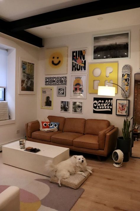 Gallery Wall Ideas Couch, Brown Coach Living Room, Wall Decor Apartment Living Room, Aesthetic Living Room Wall Decor, Large Wall Decoration, Cool Art For Wall, Studio Apartment Wall Decor, Over The Couch Decor Ideas, Cool Room Furniture