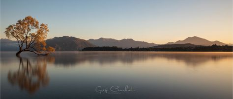 Panoramic Mountain Landscape, Panorama Photography Landscapes, Candle Drawing Art, Mountain Panorama, Aerial Perspective, Landscape Panorama, Wanaka New Zealand, Panorama Photography, Candle Drawing