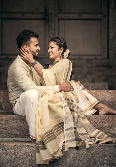 Pre Wedding Photoshoot India, Onam Shoot, Old Couple Photography, Dressing Men, Kerala Trip, Brahmin Wedding, School Photoshoot, Pre Wedding Photoshoot Props, Modern Wear