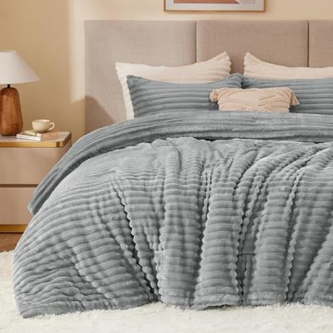 BEDELITE Fleece Queen Comforter Set -Super Soft & Warm Fluffy Grey Bedding, Luxury Fuzzy Heavy Bed Set for Winter with 2 Pillow Cases Cute Design Ideas, Plush Comforter, Linen Comforter, Loving Embrace, Fluffy Comforter, Bedding Luxury, Grey Comforter Sets, Twin Comforter Sets, Fluffy Bedding