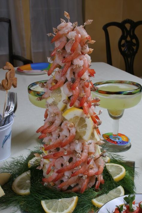 Tower of Prawns Food Tower Ideas, Luxury Appetizers, Shrimp Tower, Tin Building, Christmas Soiree, Food Luxury, Seafood Tower, Hanukkah Party, Chanukah Party