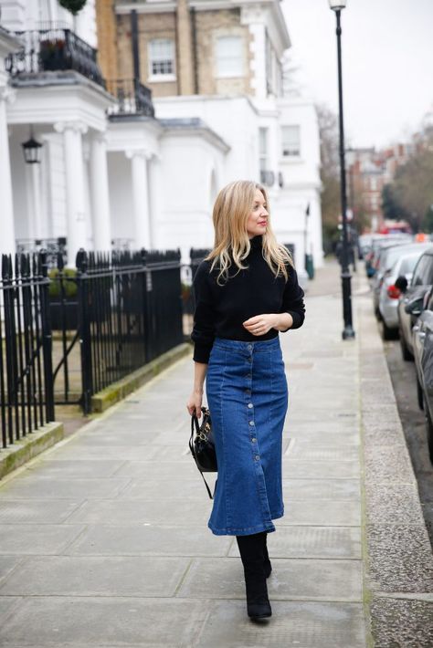 The Return Of The Denim Midi Skirt - The Stylist & The Wardrobe Denim Skirt Business Casual, Long Skirts Denim, Denim Midi Skirt Outfits, What To Wear With A Denim Skirt, Denim Skirt In Winter, Midi Denim Skirt Outfit Fall, Jean Skirt Outfits Winter, Jean Midi Skirt Outfits, Denim Skirt Fall Outfits