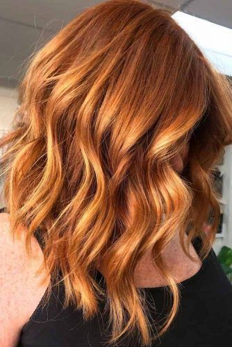 A Line Lob, Balayage Blond, Strawberry Blonde Hair Color, Fall Girl, Shoulder Length Bob, Hair Color Auburn, Strawberry Blonde Hair, Oversized Sweaters, Hair Color And Cut