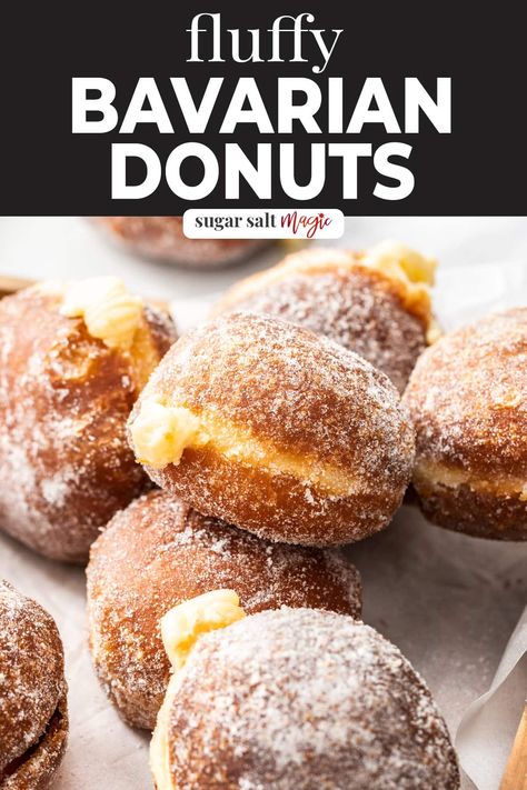 Bavarian Donut, Donuts Filled, Caramel Doughnuts, Fried Desserts, Doughnut Recipes, Vanilla Cream Filling, Donut Filling, Pastries Recipes, Pastry Cream Filling