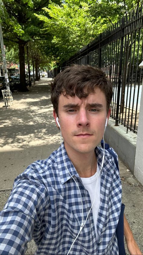 Connor Franta, Smash Cake, Fashion Inspo, Running, Cake