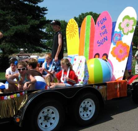 cute kids themed floats | Fourth of July Parade Float Ideas | Skip To My Lou Luau Parade Float Ideas, Highschool Float Ideas, Pool Parade Float Ideas, Beach Themed Float, Summer Parade Float Ideas, Beach Floats Parade, Beach Themed Parade Float, Beach Theme Parade Float Ideas, Senior Float Ideas