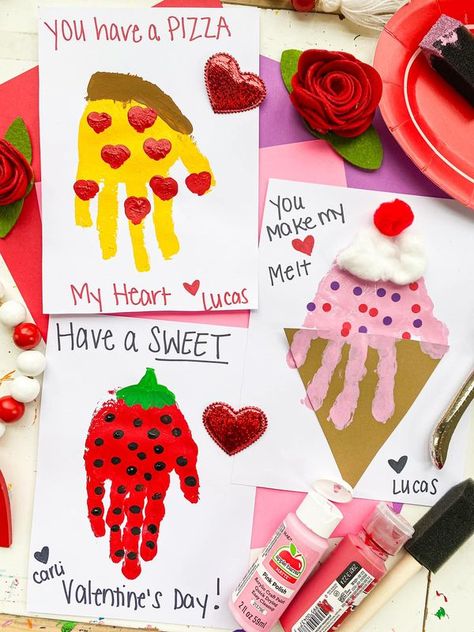 Preschool Valentines Activities, Preschool Valentine Crafts, Toddler Valentine Crafts, Kid Friendly Art, Easy Valentine Crafts, Diy Valentines Cards, Valentine's Day Crafts For Kids, Preschool Valentines, Toddler Valentines