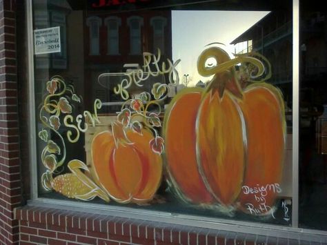 Halloween Window Paintings Art, Autumn Painted Windows, Harvest Window Painting, Painted Fall Windows, Halloween Window Marker Art, Autumnal Window Art, Window Chalk Ideas, Fall Window Drawing, Window Painting Ideas Fall