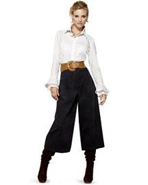 Goucho pants with belt and boots- these were my favorite in the late 70's Gaucho Pants Outfit, Goucho Pants, Winter Pants Outfit, Pants With Belt, 70s Women, Gaucho Pants, Seventies Fashion, Jeans Outfits, Spring Wear