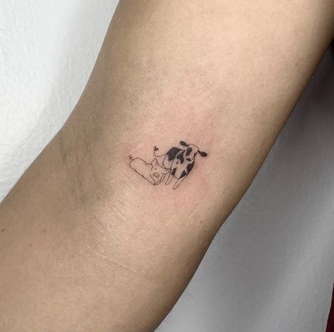 Cow Small Tattoo, Small Farm Tattoo, Farm Animals Tattoo, Cow Tattoo Small Simple, Simple Cow Tattoo, Cows Tattoo, Cow Tattoos For Women, Farm Tattoo Ideas, Mini Cow Tattoo