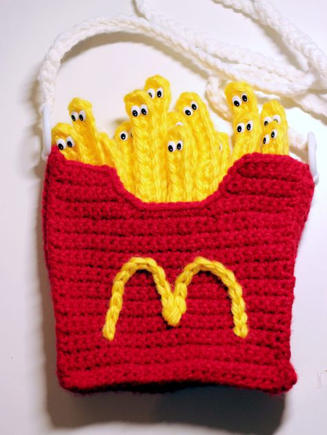 Free Crochet Pattern: French Fry Purse | Twinkie Chan Blog Crochet Purse Free Pattern, French Ideas, French Fry, Crochet Food, Trendy Crochet, Crochet Purse, Crochet Purse Patterns, Crochet Applique, Irish Crochet