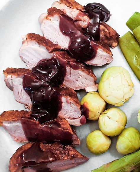 Duck With Cherry Sauce, Holiday Sauce, Cherry Sauce Recipe, Balsamic Cherries, Roasted Duck Recipes, Duck Breast Recipe, Blackberry Sauce, Duck Recipe, Crispy Roast Potatoes