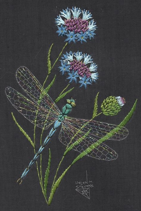 Embroidery by Helen M. Stevens Bordado Jacobean, Crewel Embroidery Tutorial, Crewel Embroidery Patterns, Crewel Embroidery Kits, Machine Work, Learn Embroidery, Brazilian Embroidery, Interesting Ideas, Silk Ribbon Embroidery