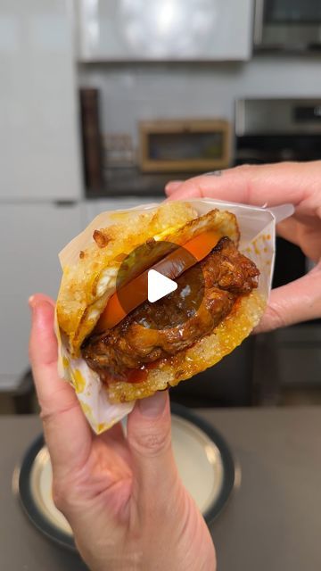 Margo Correa on Instagram: "Longganisa Breakfast Burger (Cooking Video) 
.
.
.
#fyp #burger #longganisa #yum #fusion #filipinofood #pinoy #recipe #asmr #mukbang #eatingshow #asianfood #foodinsta #instadaily #instagood #reels" Pinoy Recipe, Breakfast Burger, Asmr Mukbang, Filipino Recipes, Cooking Videos, On Instagram, Instagram