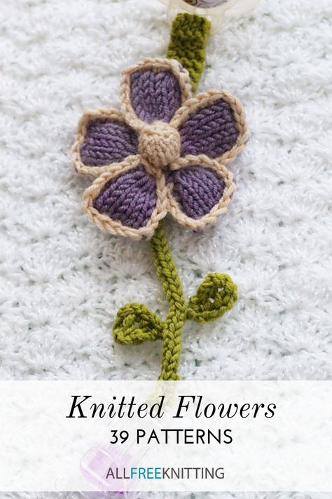 Knitted Flower Patterns Free Simple, Knit Flowers Free Pattern, Knitted Flowers Free Pattern Easy, Knitted Plants, Knit Embellishments, Free Knitted Flower Patterns, Knit Flower Pattern, Knitted Flowers Free, Knitting Flowers