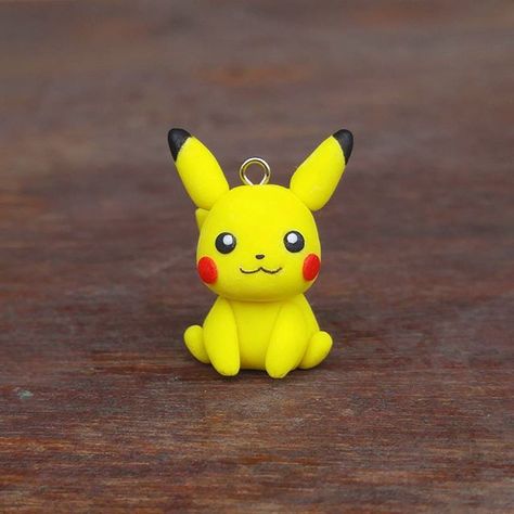 Kawaii Ideas, Clay Pokemon, Baking Polymer Clay, Crea Fimo, Cool Pokemon Wallpapers, Clay Magnets, Cute Pikachu, Polymer Clay Figures, Pokemon Pikachu