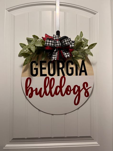 18” georgia bulldogs round sign Georgia Bulldogs Door Sign, Georgia Bulldogs Welcome Sign, Uga Door Sign, Georgia Door Hanger, Georgia Bulldogs Wreath, Georgia Bulldogs Door Hanger, Georgia Bulldogs Decor, Georgia Bulldog Wreath, Diy Wood Wall Decor