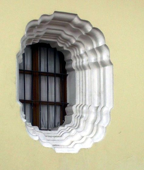 Window - Antigua - guatemala Unique Window, Architecture Art Nouveau, Sculptures Céramiques, Beautiful Windows, Window View, Old Windows, Window Boxes, Through The Window, Architectural Features