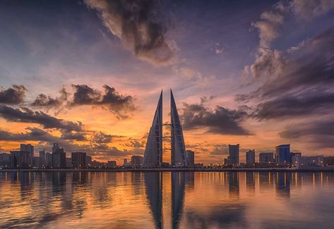 Manama Skyline. Artificial Island, Persian Gulf, Manama, The Maldives, Luxury Homes Dream Houses, Bahrain, Archipelago, Dream Houses, Kuwait