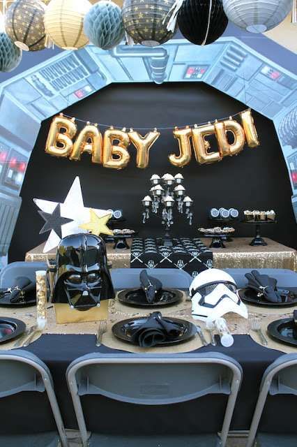 Star Wars Baby Shower Ideas, Star Wars Baby Shower Decorations, Star Wars Themed Party, Star Wars Party Decorations, Decoracion Star Wars, Baby Jedi, Star Wars Baby Shower, Star Wars Theme Party, Baby Shower Party Themes