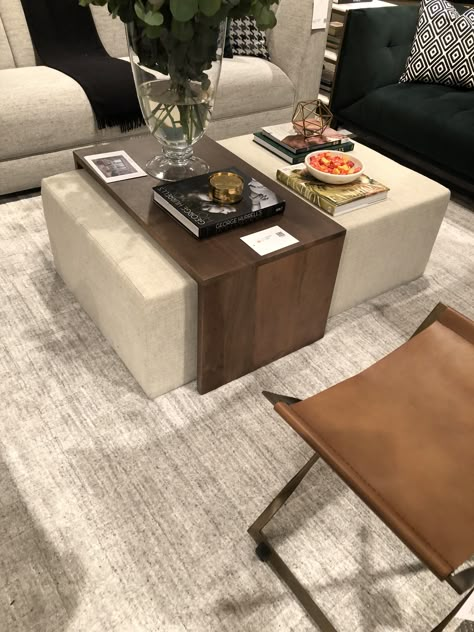 Sofisticated Living Room, Middle Table Living Room, Living Room Ottoman Coffee Table, Couch And Coffee Table, Coffee Tables Living Room, Sofa Table Design, Glamorous Living Room, Center Table Living Room, Living Room Tables