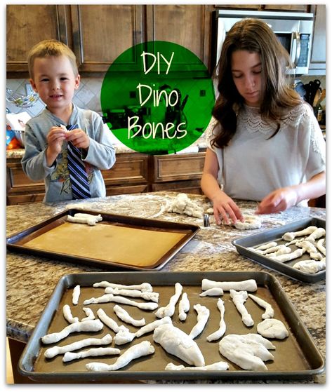 Diy Dinosaur Bones, Paleontologist Party, Dinosaur Week, Dinosaur Party Ideas, Dinosaur Party Games, Dinosaur Party Food, Dino Bones, Jurassic Park Birthday Party, Jurassic Park Party