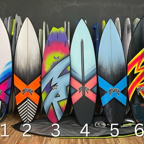 Surfboard Spray Paint Design, Custom Surfboard Design, Surf Board Designs Surfboard Art, Surfboards Artwork, Surfboard Skateboard, Lost Surfboards, Surfboard Painting, Diy Spray Paint, Custom Surfboards