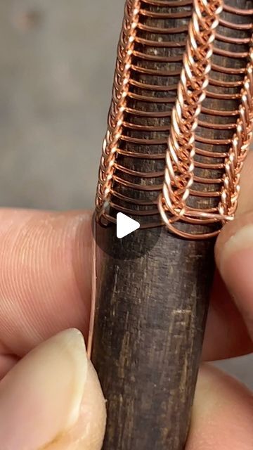 Viking Weave Jewelry, Viking Jewelry Diy, Jewelry Tricks, Viking Knit Tutorial, Viking Crafts, Viking Knit Jewelry, Viking Knit, Viking Bracelet, So Satisfying