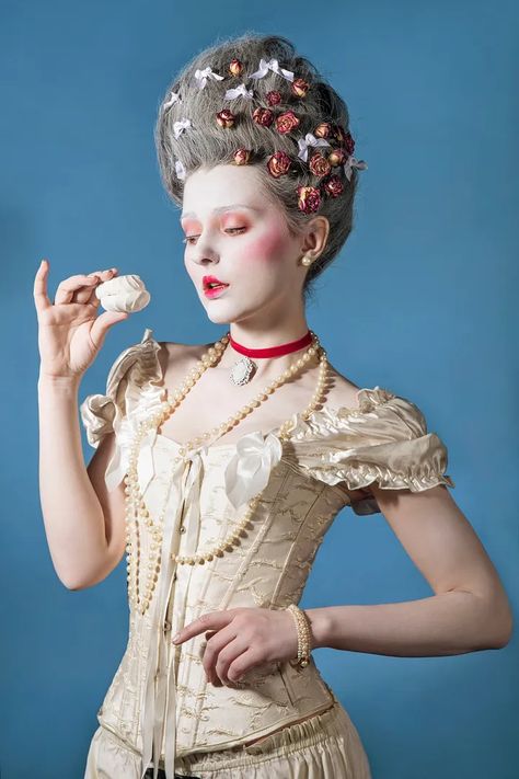 18th Century MLM Makeup Sales Pitch | by Zoieyx | Jane Austen’s Wastebasket | Medium Rococo Inspired Makeup, Georgian Makeup, 19th Century Makeup, 18th Century Makeup, Marie Antoinette Makeup, Rococo Makeup, Decade Makeup, Theater Character, 18th Century Hairstyles