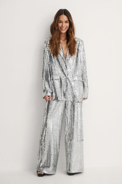 Museum Dress, Silver Wardrobe, Sequin Suit, Denim Jeans Outfit, Wedding Dress Sequin, Sequin Formal Dress, Sequin Pants, Sequin Blazer, Sequin Prom Dresses