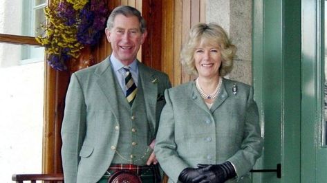 A handout photograph released by Clarence House on February 10, 2005, shows Prince Charles and Camilla Parker-Bowles at Birkhall in Scotland in January 2005 as the two were leaving for a Sunday church service. Prince Charles revealed on Thursday that he would marry his longtime lover Camilla Parker Bowles at Windsor Castle on April 8, 2005. - ??? USE ONLY  - PBEAHUOCUAR Camila Parker, Charles And Camilla, Prinz Charles, Camilla Duchess Of Cornwall, Sunday Church, Prince Charles And Camilla, Camilla Parker Bowles, Clarence House, Royal King