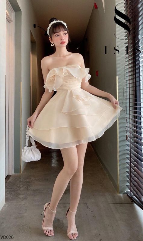 Korean Princess Outfit, Event Dresses Elegant Short, Korean Girl Fashion Dress, Korean Fashion Dress Party, Wallpapers Images, Korean Fashion Dress, Pretty Prom Dresses, Korean Girl Fashion, Princess Outfits