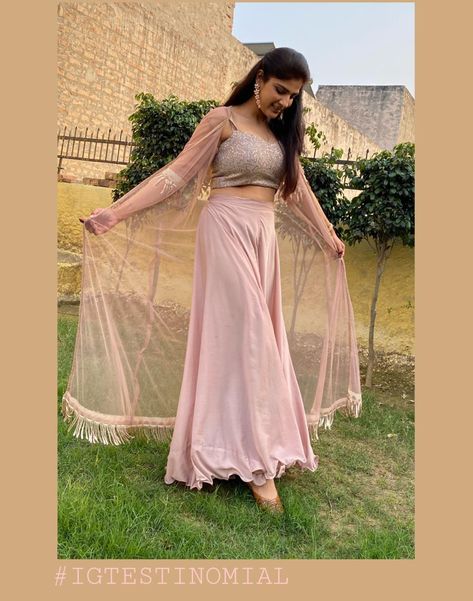 Crop Top Plazo With Shrug, Plazo With Shrug, Sarara Kurti, Crop Top Outfits Indian, Top And Plazo, Blush Outfit, Long Shrug, Simple Suit, Indian Outfits Lehenga