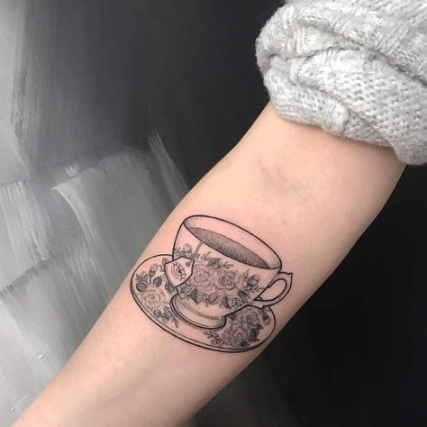 Cup Of Tea Tattoo, Tea Tattoo, Teacup Tattoo, Worst Tattoos, Teacup Vintage, Berlin Tattoo, Cup Tattoo, Mystical Tattoos, Wrap Tattoo