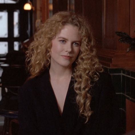 Glamorous Wedding Hair, Natural Curly Hair Cuts, 90s Hairstyles, Curly Hair Inspiration, Curly Girl Hairstyles, Beauty Icons, Curly Hair Cuts, Hair Inspo Color, Nicole Kidman