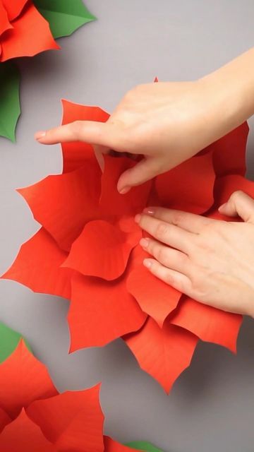 Branch Template, Spruce Branch, Paper Flower Backdrop Diy, Sunflower Template, Paper Sunflowers, Red Poinsettia, Leaf Template, Paper Flower Template, Paper Flower Backdrop