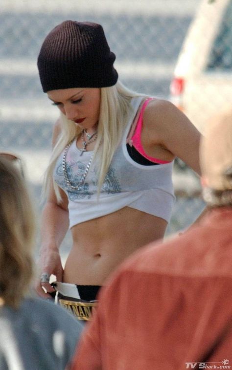 Gwen Stefani Abs Gwen Stefani Hollaback Girl, Hollaback Girl Gwen Stefani, Hollaback Girl, Your Crazy, Free Domain, Gwen Stefani, Personal Website, Diva, Domain Name